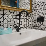 Mirzade Hotel 2*