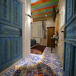 Mirzade Hotel 2*