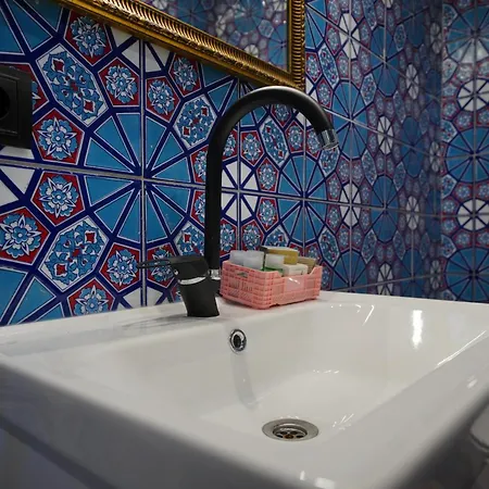 Mirzade Ξενοδοχείο 2*