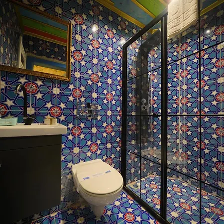 Mirzade 2* Γκόρεμε