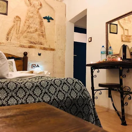 Mirzade Hotel 2*